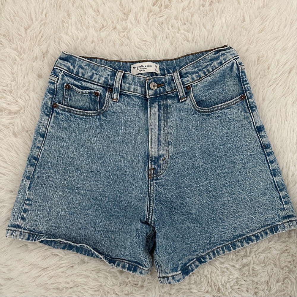 Abercrombie & Fitch High Rise Dad Shorts